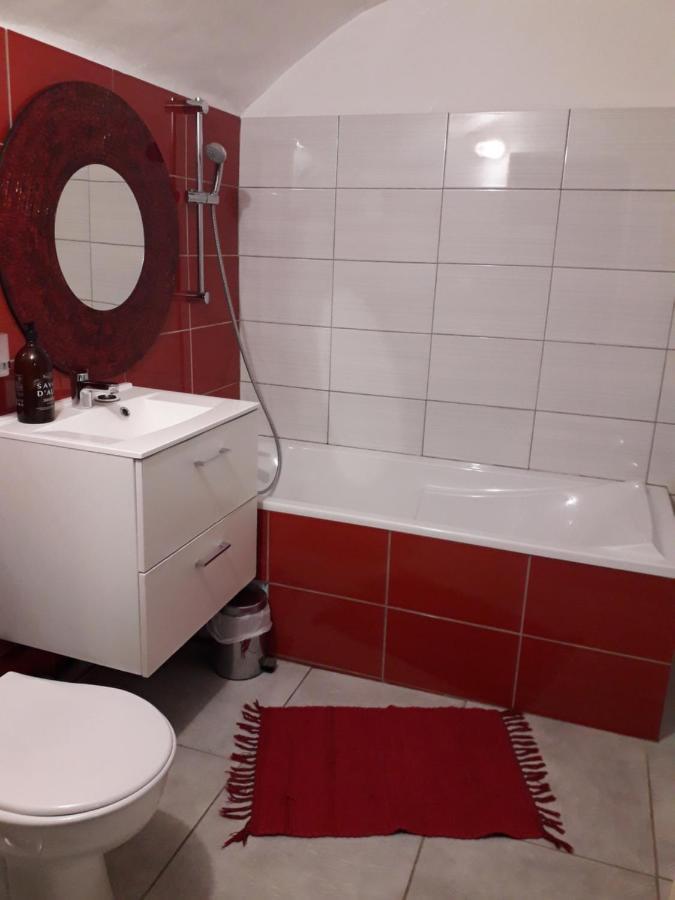 לינה וארוחת בוקר Glandage Le Colombier מראה חיצוני תמונה
